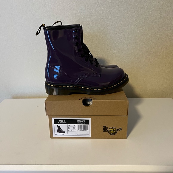DR MARTENS 1460 PATENT LEATHER LACE UP BOOTS - Picture 11 of 16